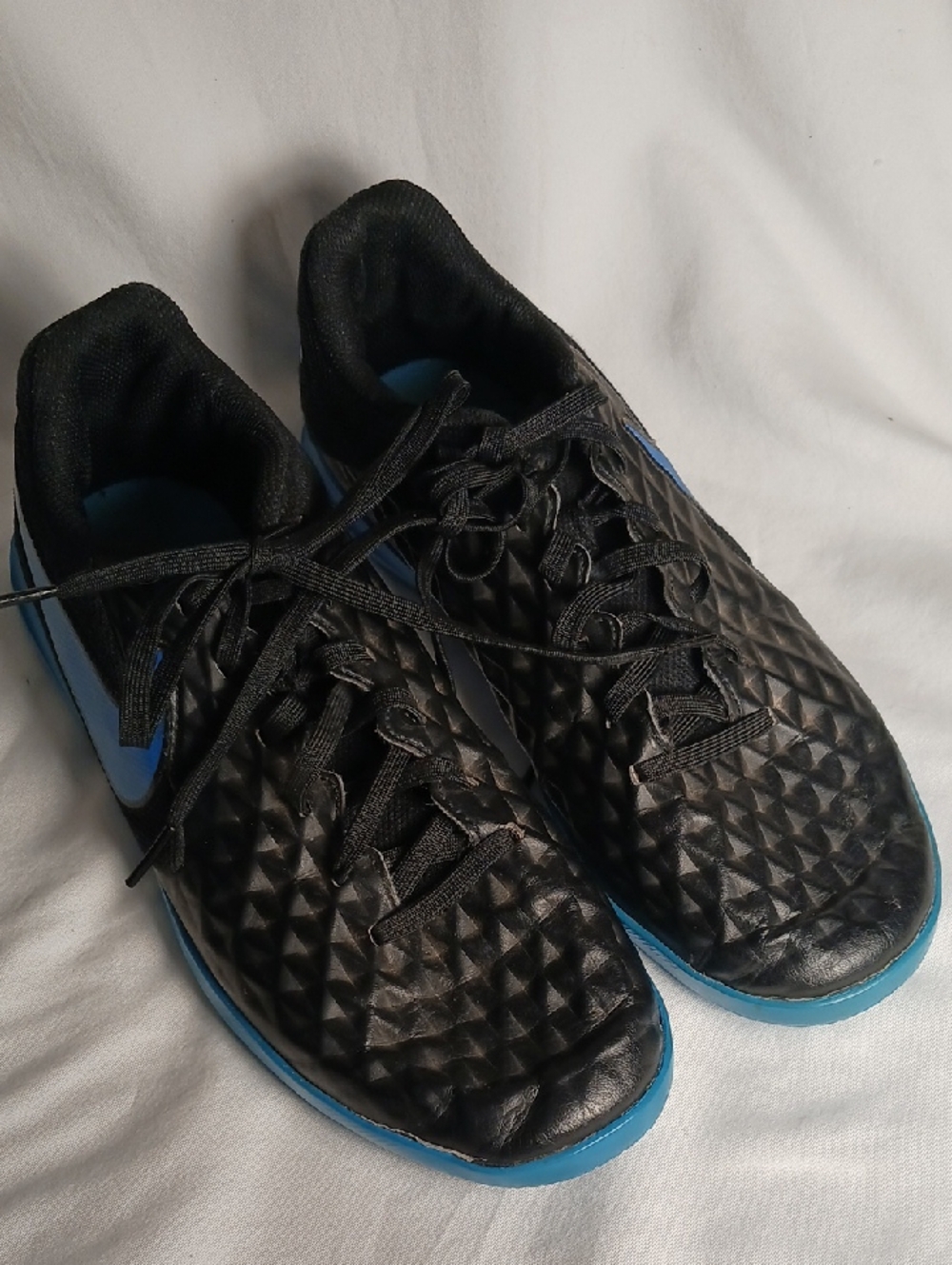 Nike Tiempo Indoor Soccer Shoes